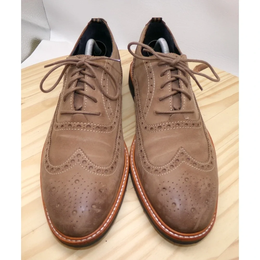Cole Haan Morris Brogue Wingtip Oxford Mens Taupe Size 10 M Nubuck Leather